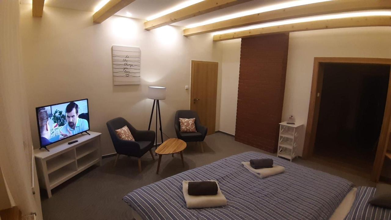 Three Apartment Frantiskovy Lazne Luaran gambar